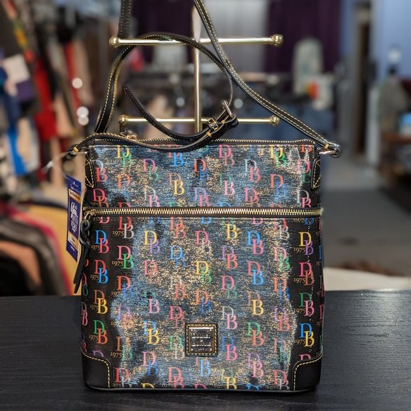 !! SOLD IN STORE!!Dooney & Bourke Multi Crossbody Shoulder Bag - Picture 2 of 5